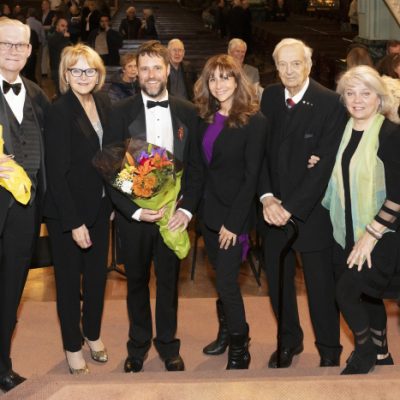 From left to right: David Christiani, Mme Nicole Ménard, MNA for Laporte, Xavier Brossard-Ménard, Mme Nathalie Roy, Minister for Culture and Communications, Joseph Rouleau, patron of the SLCS’s 100th anniversary, Françoise Davoine, presenter of the event, and Geneviève Sarda, president of the SLCS. ©Maxence Bilodeau 2019